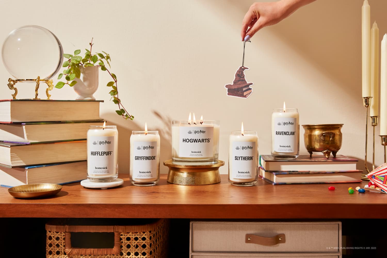 Homesick's Harry Potter Collection Makes Your Home Smell Like Hogwarts