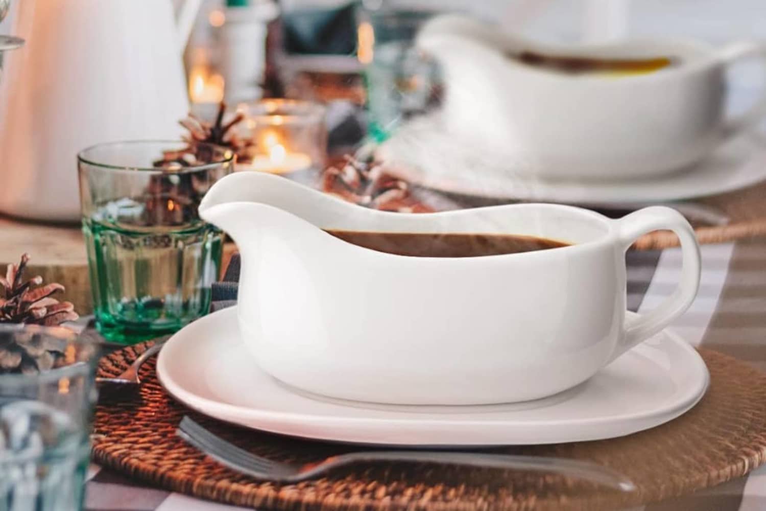 14 Gravy Boats That’ll Make the Perfect Addition to Your Holiday Tablescape