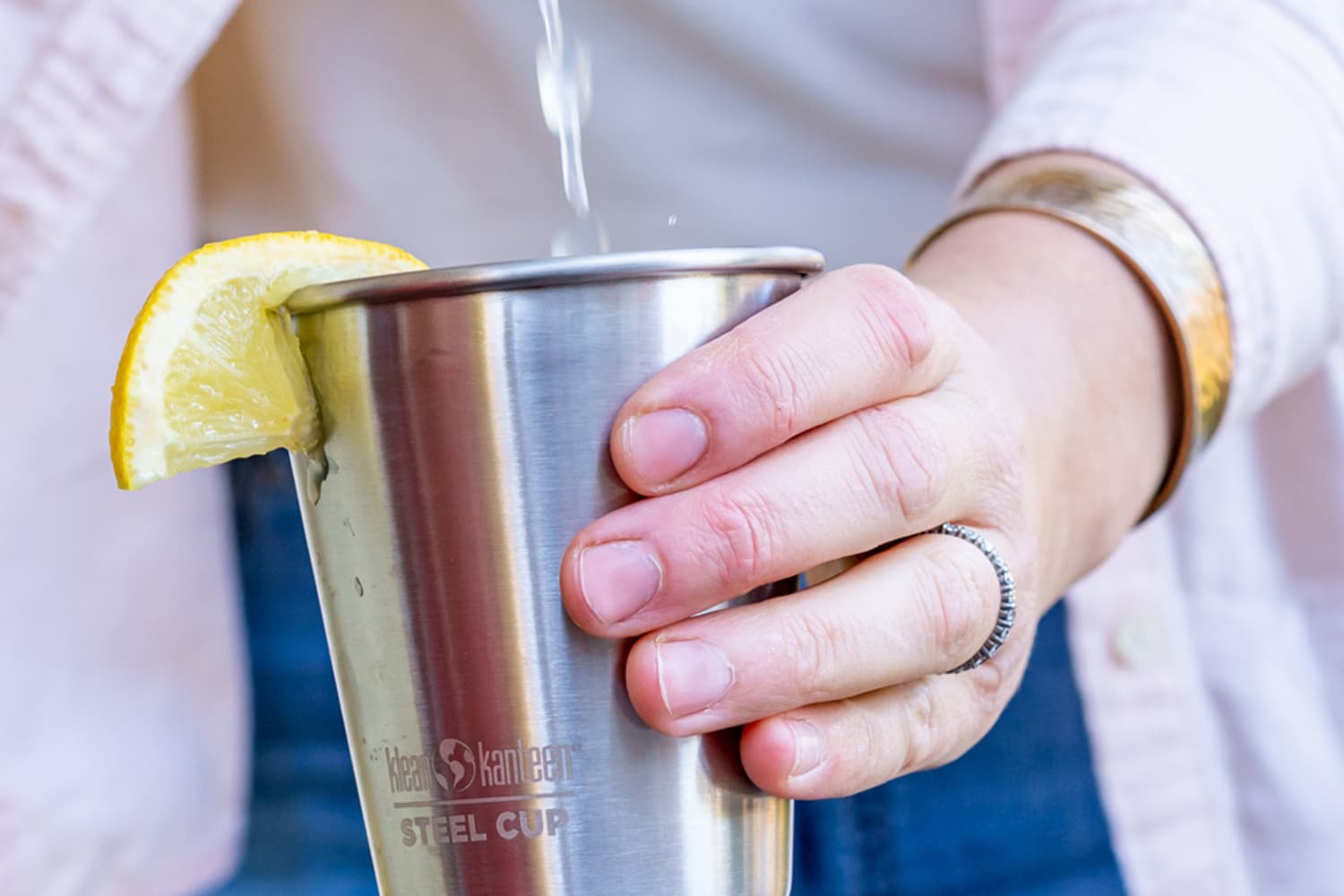 This Smart Insulated Bottle is the Perfect Gift for the Wine Lover in Your Life