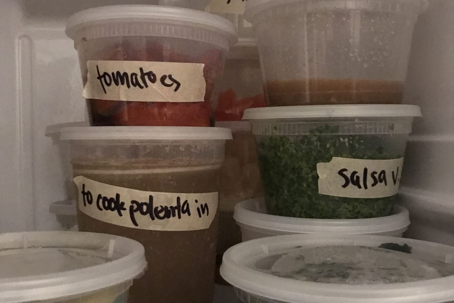 The Pros and Cons of Deli vs. Disposable Containers