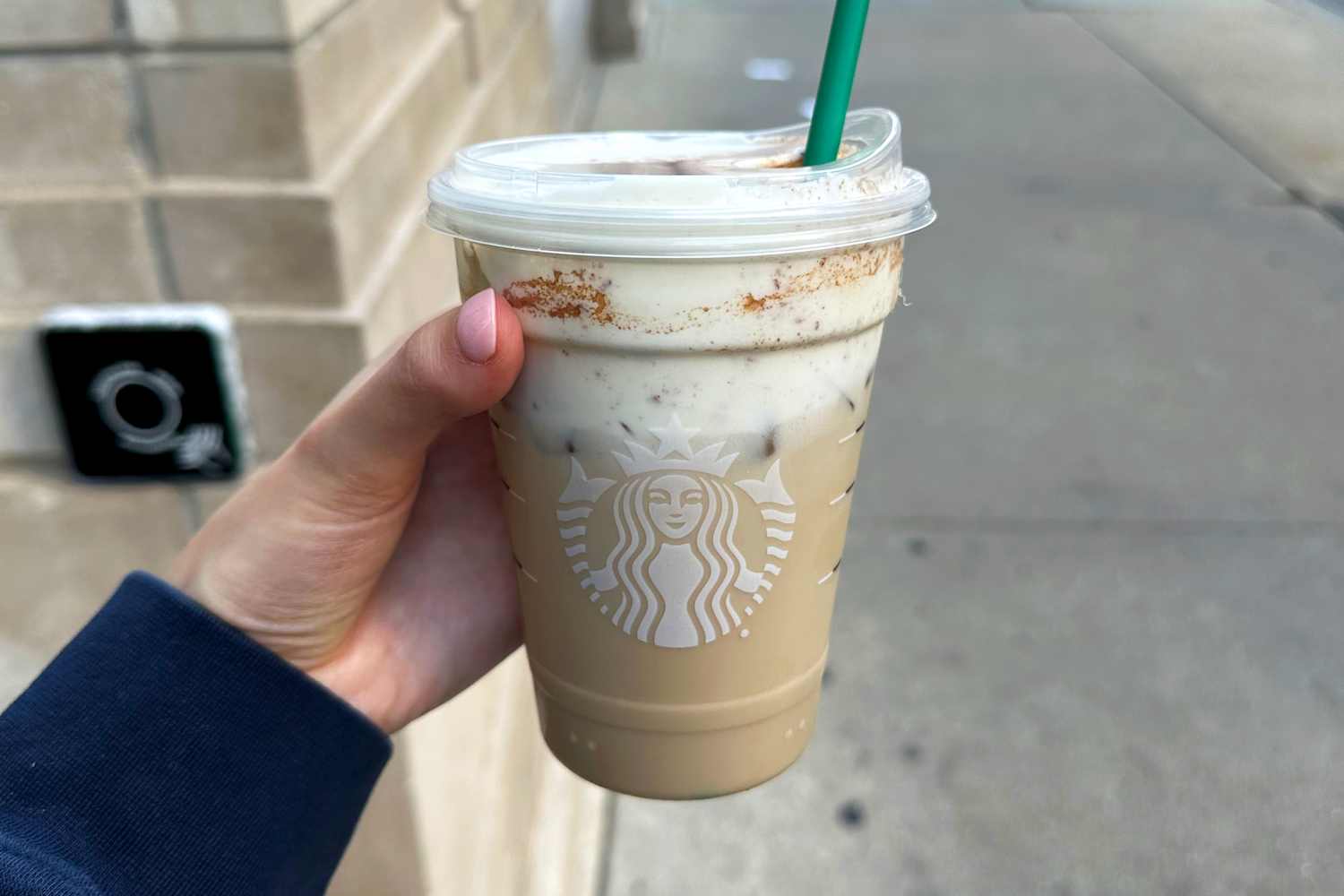 Starbucks Secret Menu: Teddy Graham Chai Review | Dorm Therapy
