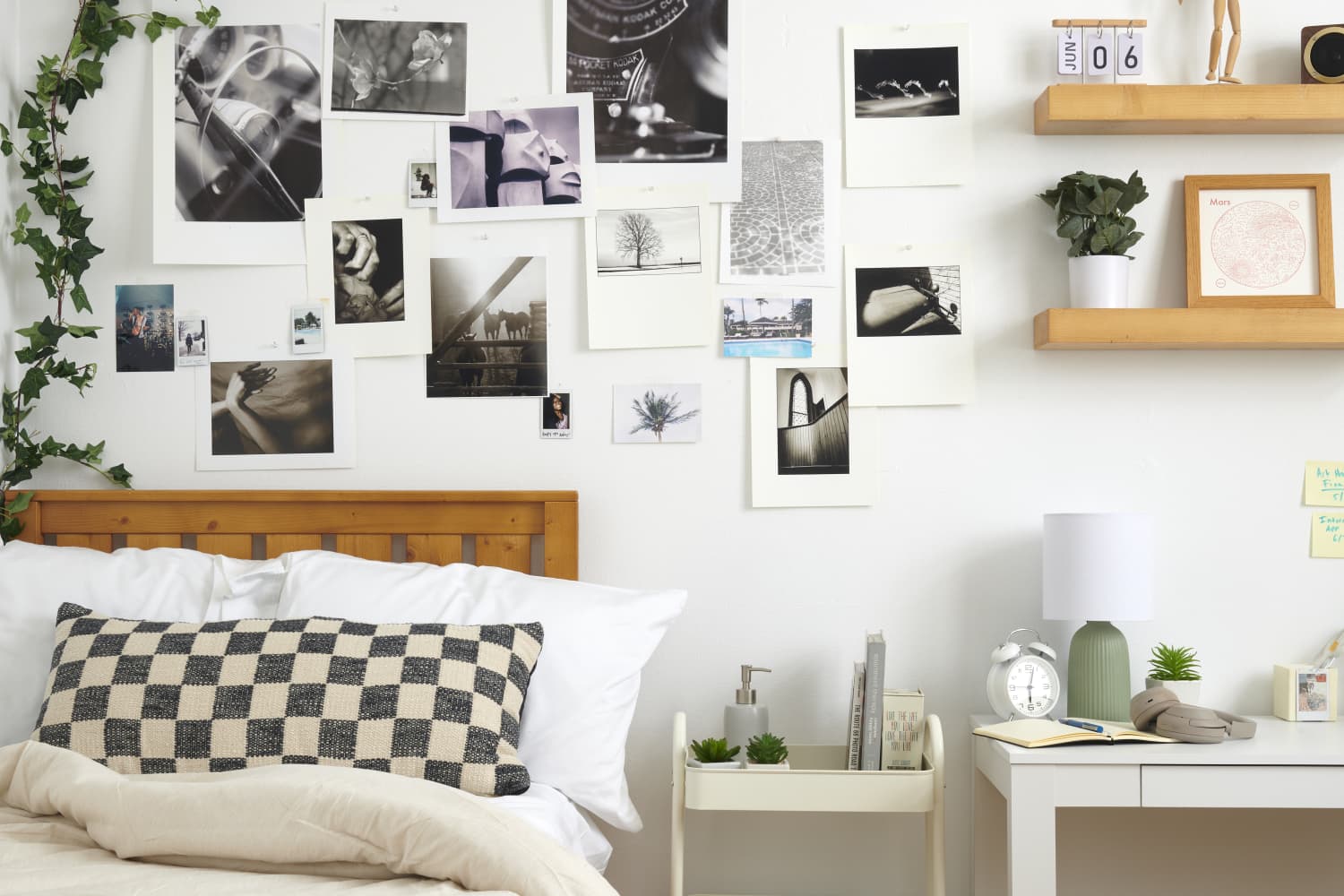 11 Ways to Decorate Concrete Dorm Walls That Actually Work Apartment