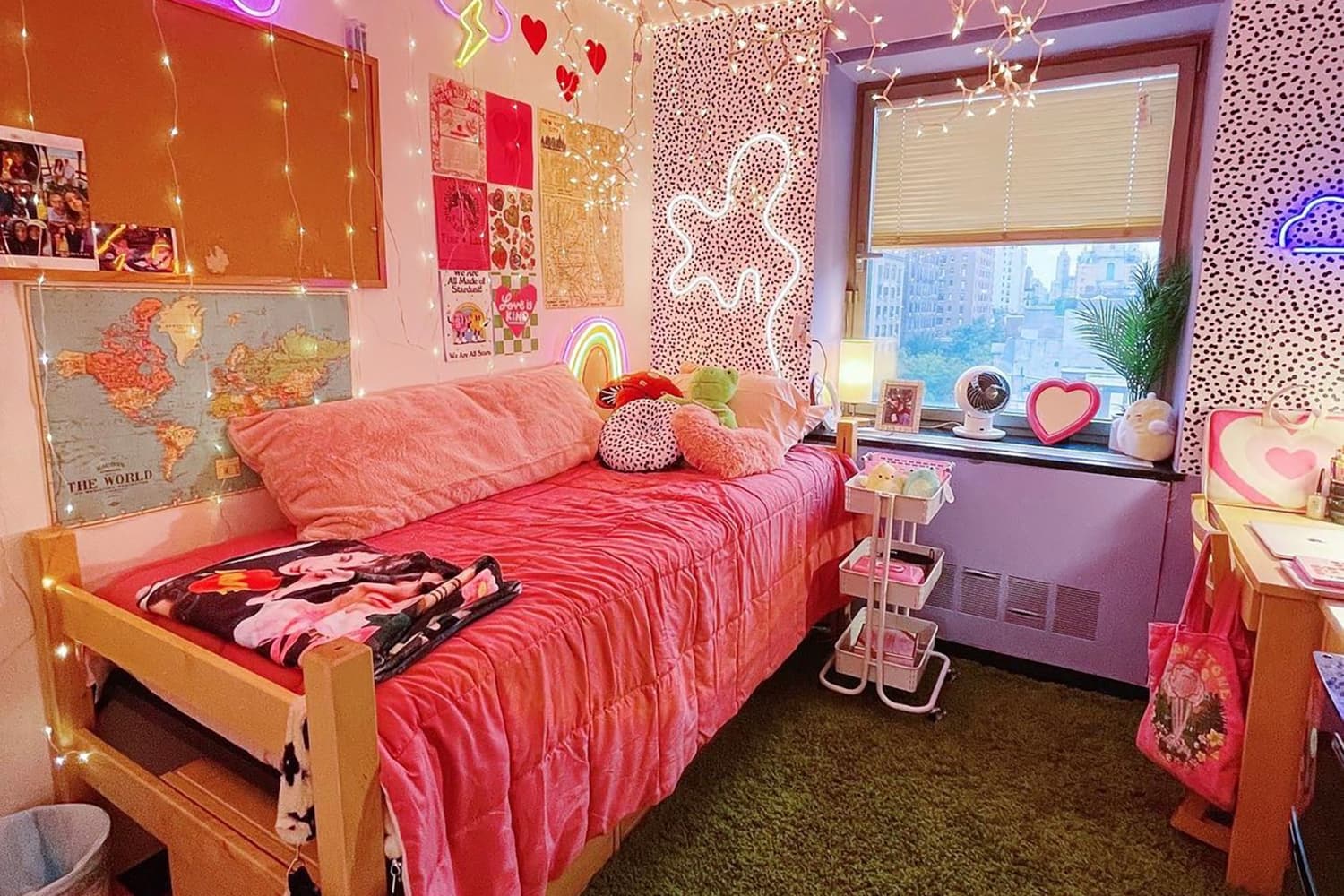 In Defense of Spending Hundreds of Dollars on Dorm Decor | Dorm Therapy, image size:1500x1000