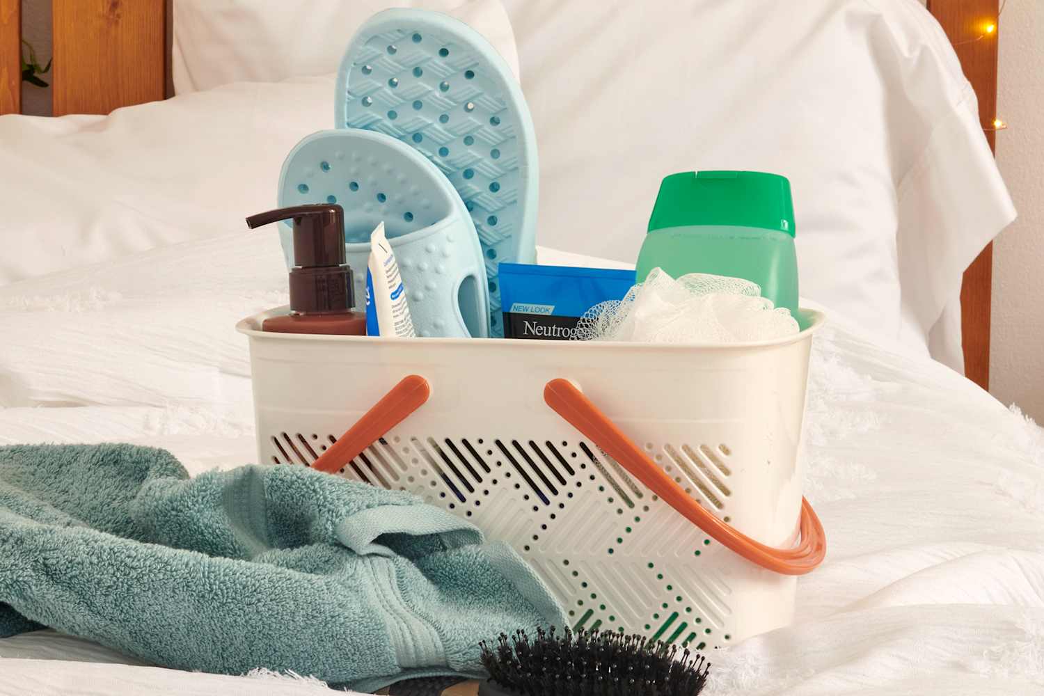 I Think These Are the Best Shower Shoes for Dorms Dorm Therapy