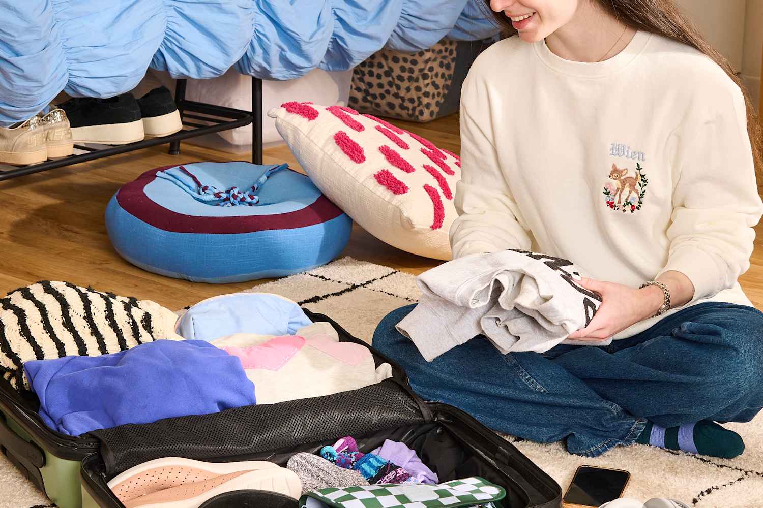 How to Pack Clothes for College (Without Overpacking!) | Dorm Therapy