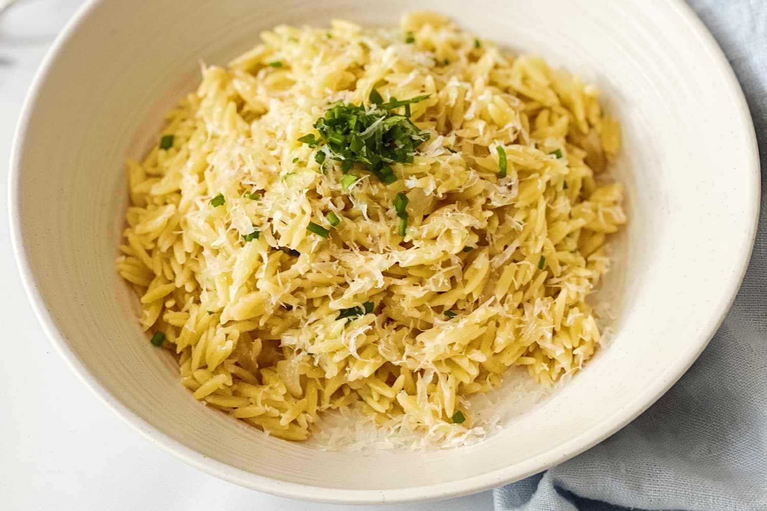 Ich koche seit 20 Jahren Rachael Rays Cheesy Orzo. Hier ist der Grund ...