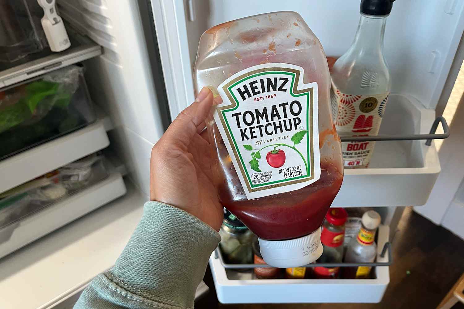 People Are Just Discovering This "Secret" Feature on a Ketchup Bottle (It's SO Clever)