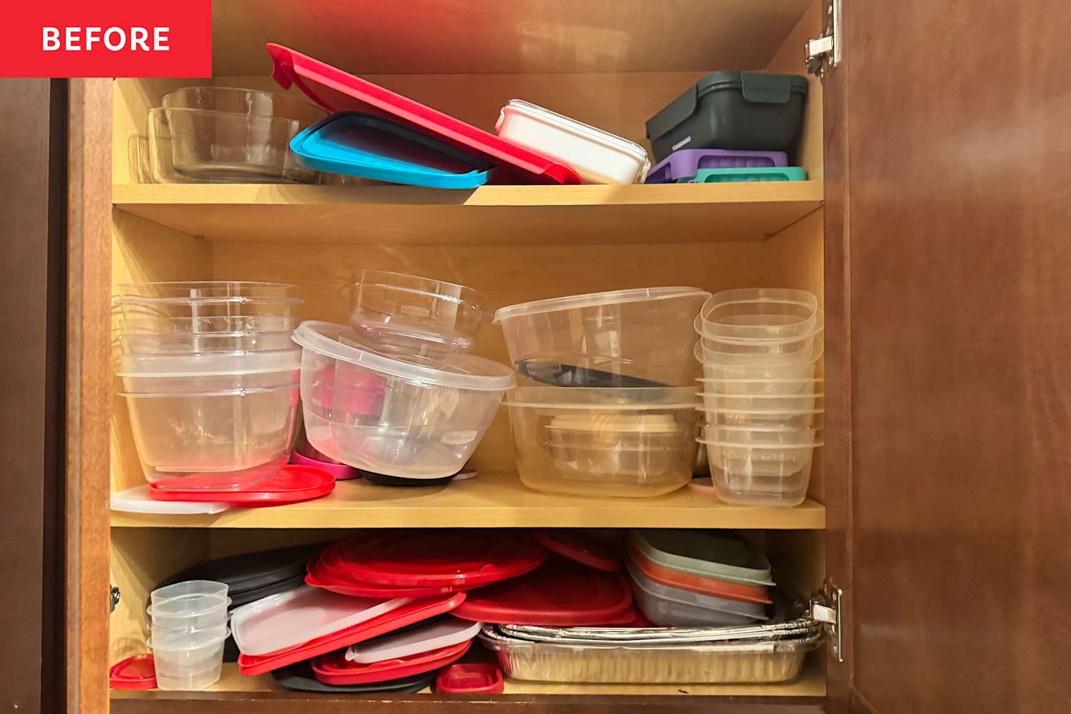 I Just Discovered the "Ski Slope Decluttering Method," and My Messy Kitchen Cabinets Are Unrecognizable
