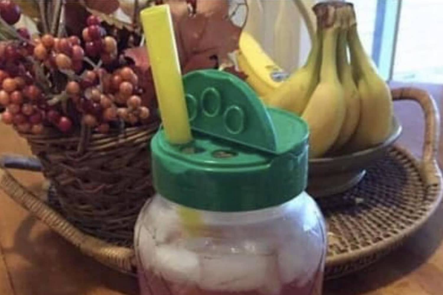 Easy Mason Jar DIY: Parmesan Cheese Container! – Stuff Parents Need