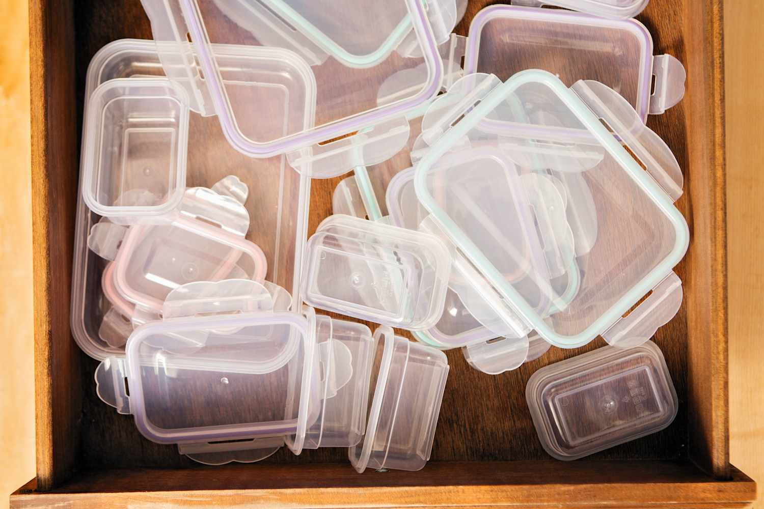 I'm Finally Ditching My Plastic Food Storage Containers for This Perfect Pyrex Set