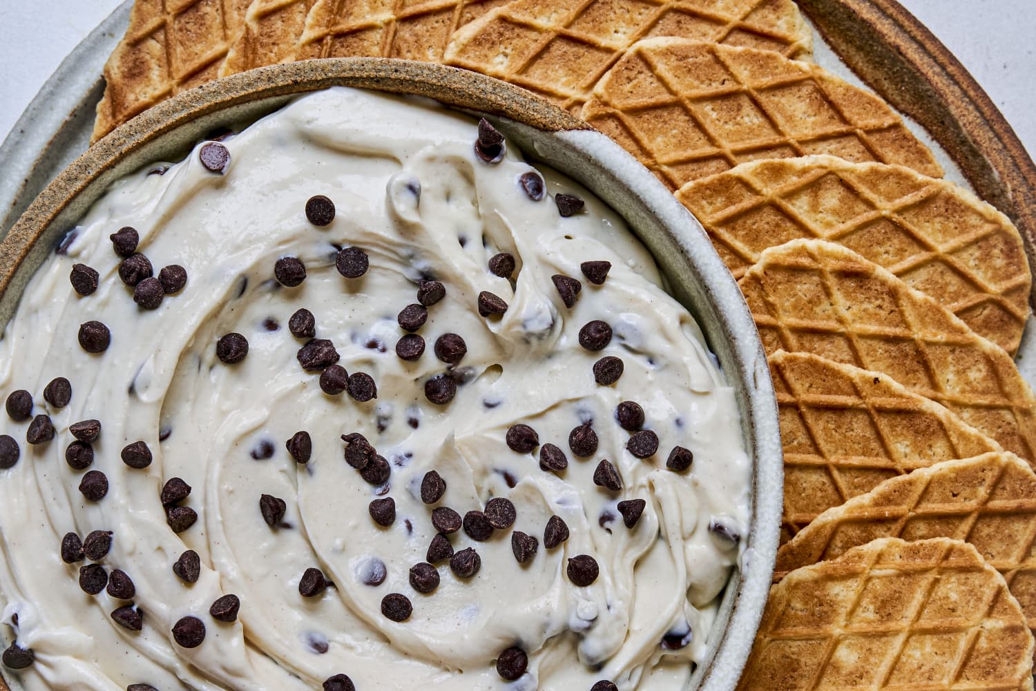 Chocolate Chip Cannoli Dip