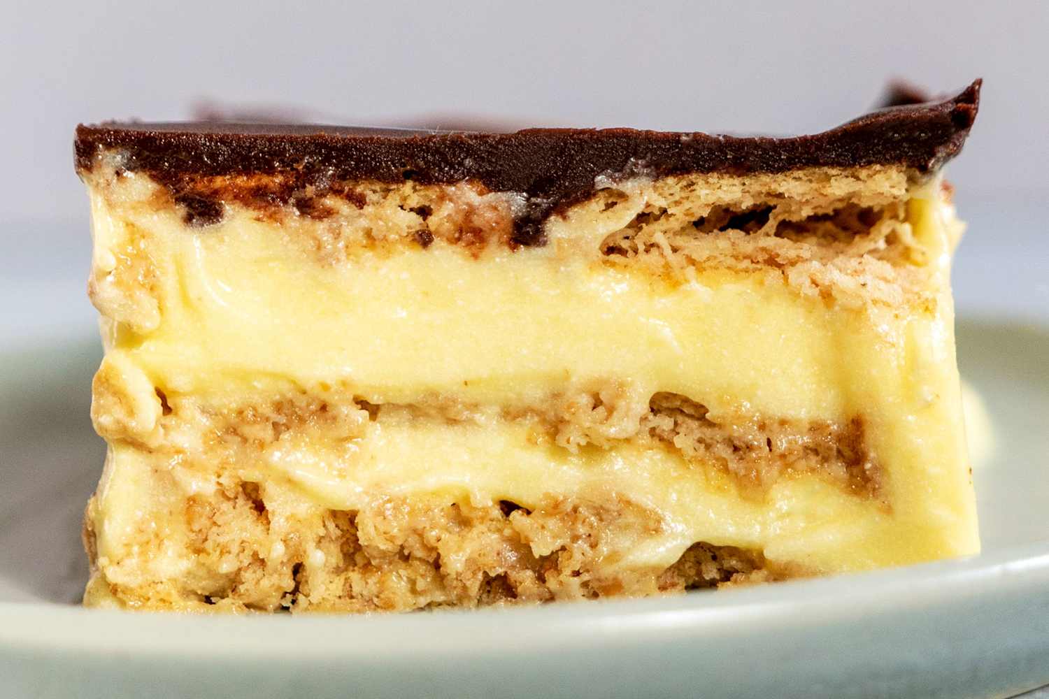 This No-Bake Cake Tastes Just Like a French Chocolate Éclair With None of the Hard Work