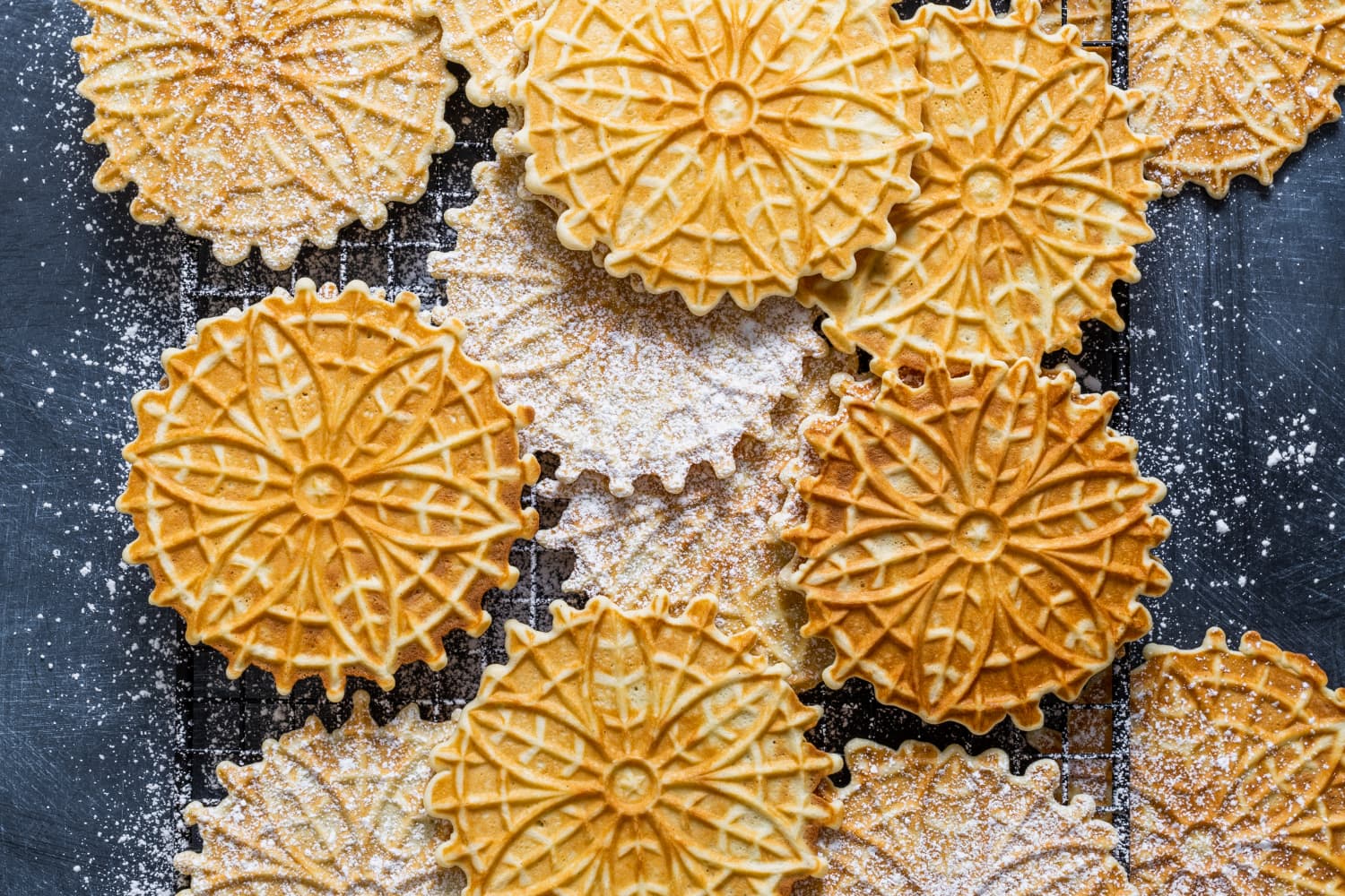 Mini Electric Pizzelle Maker - Makes One Personal Tiny Sized 4 Traditional  Italian Cookie in Minutes- Nonstick Easy to Use Press - Recipes Included