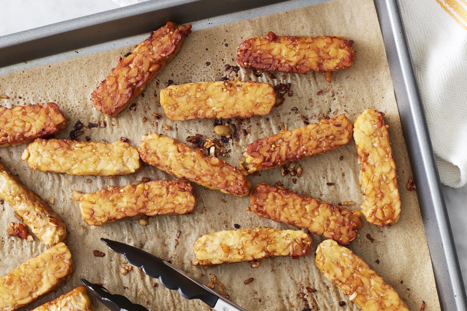 Thanksgiving Baked Tempeh (Vegan Friendly) - The Live-In Kitchen