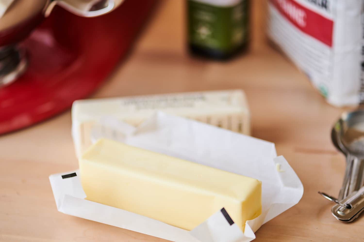 This $8 Butter Dish Also Cuts Perfectly Portioned Butter Slices for You (It’s on Sale)