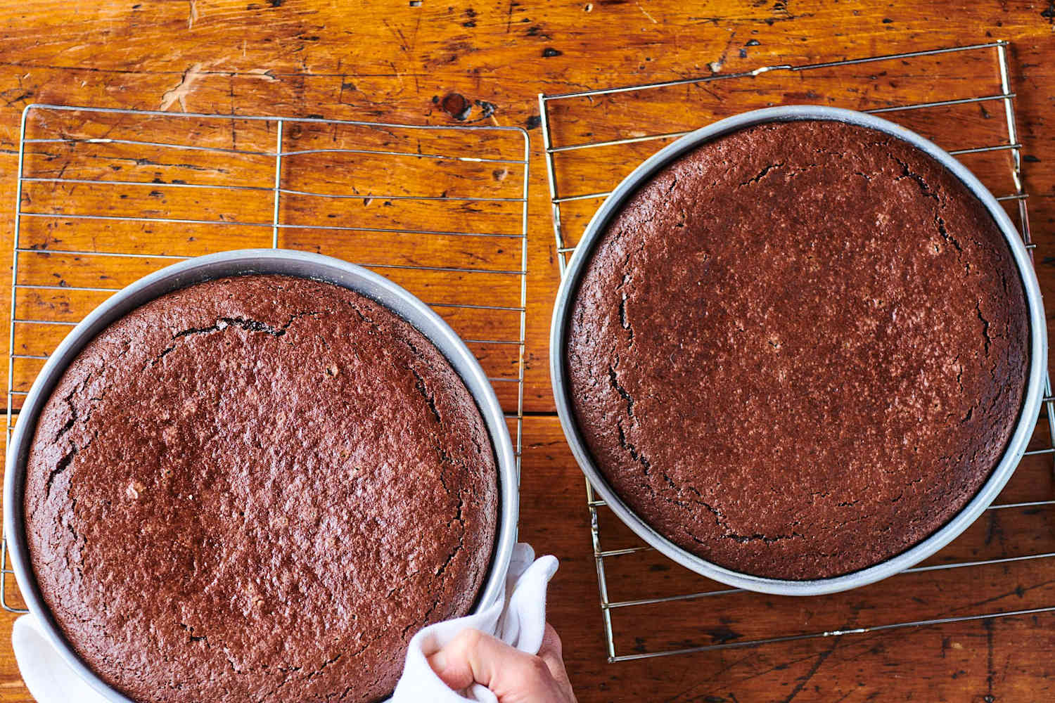 The 2Ingredient Trick I Use Instead of Frosting Cakes The Kitchn