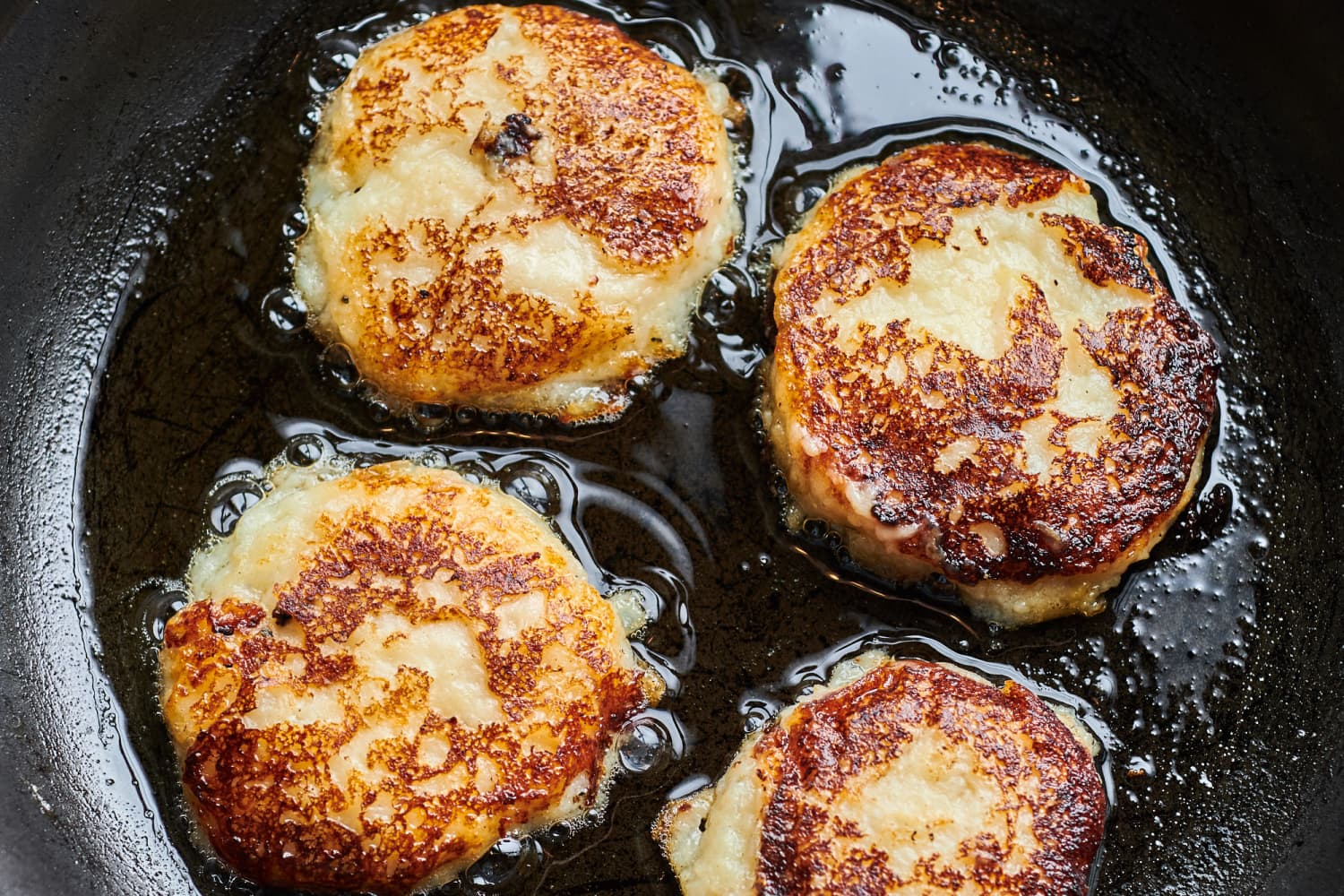 5-Ingredient Mashed Potato Cakes