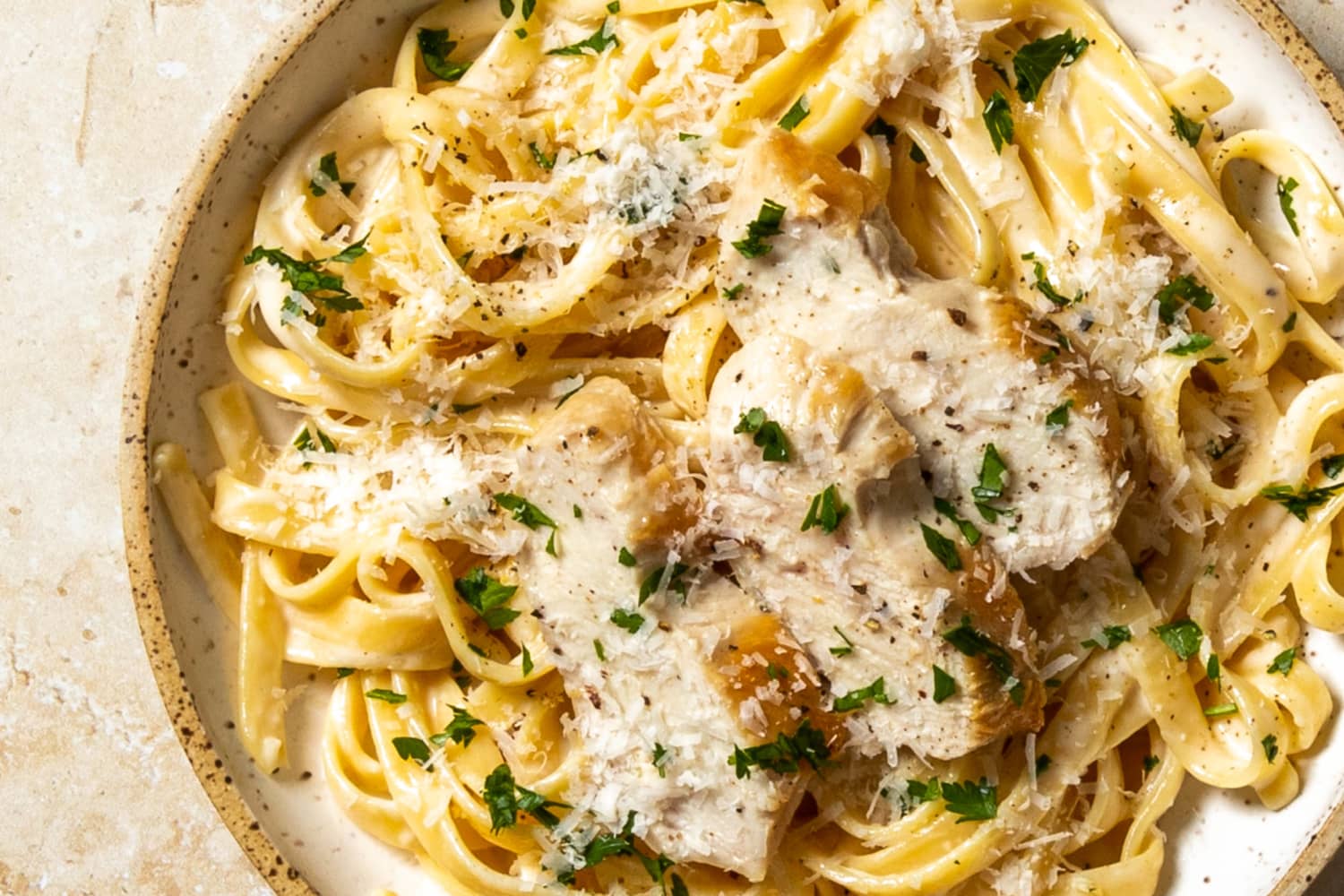 Fettuccine Alfredo (V), Lunch & Dinner Menu