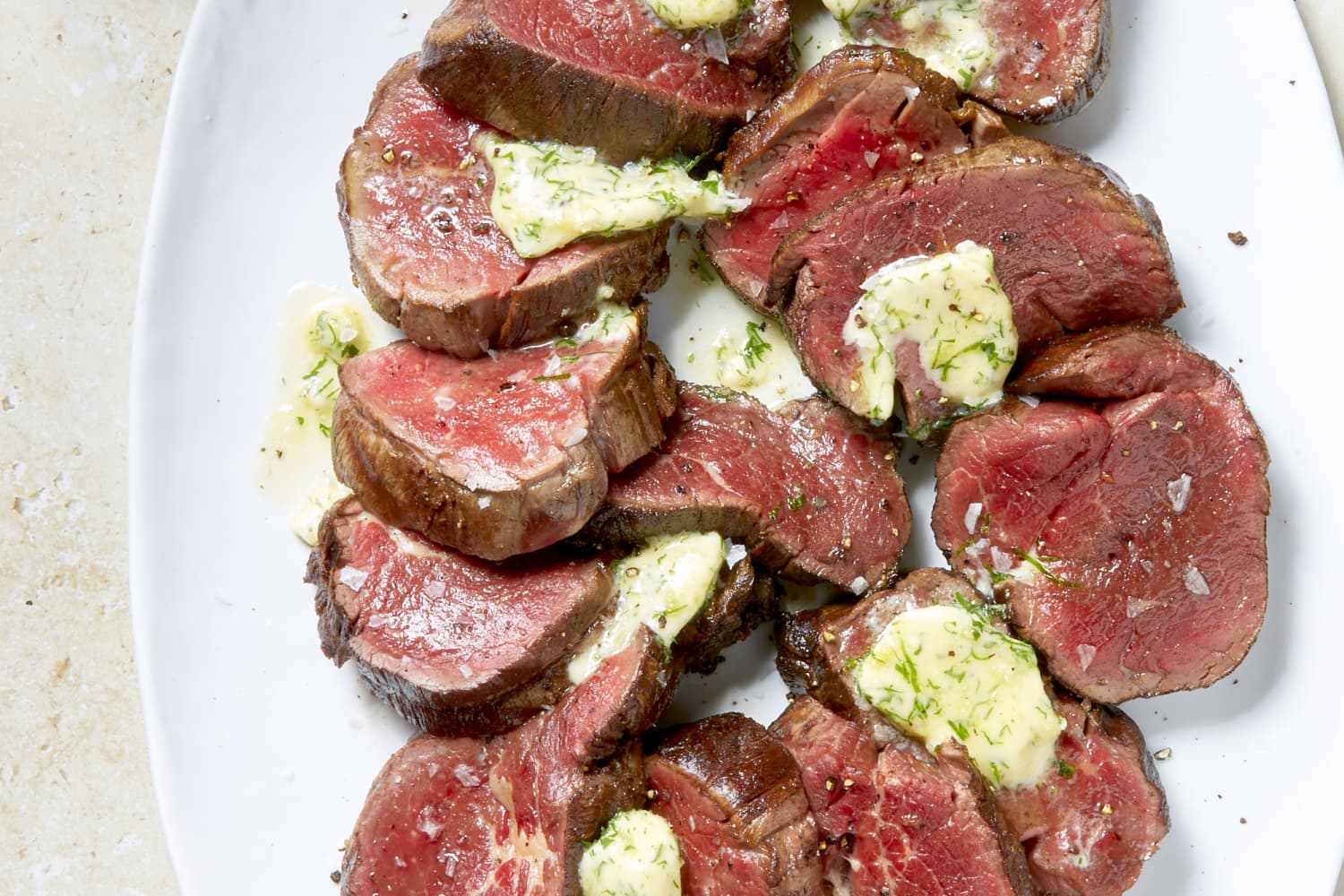 Grilled Beef Tenderloin Recipe (4 Ingredients, Tender & Juicy)