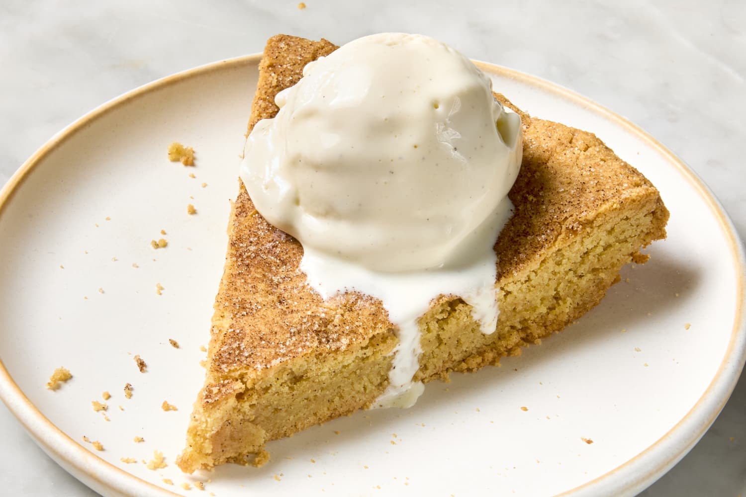 This Snickerdoodle Cookie Cake Is So Good You’ll Make It Every Weekend
