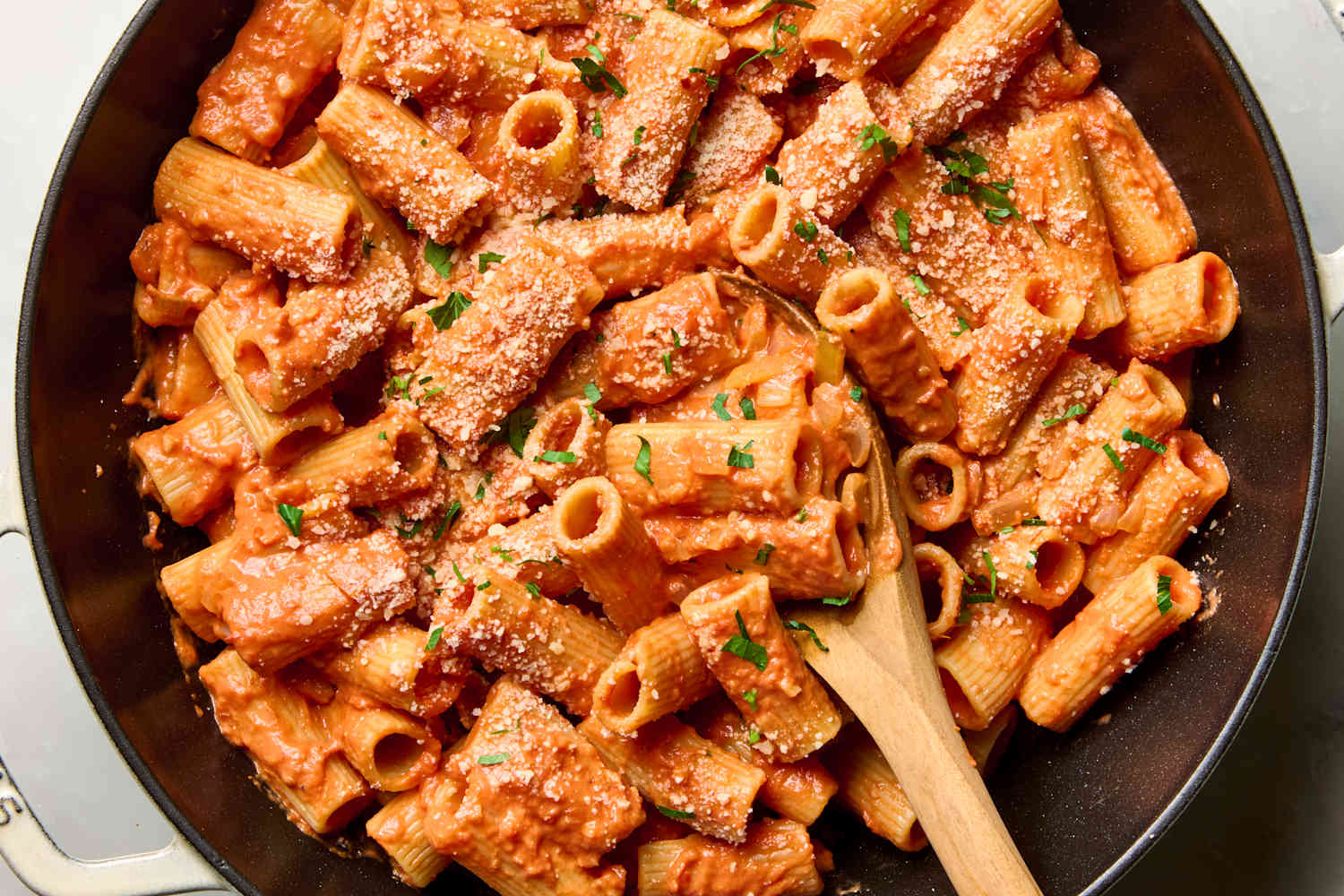 Creamy Tomato Rigatoni Pasta