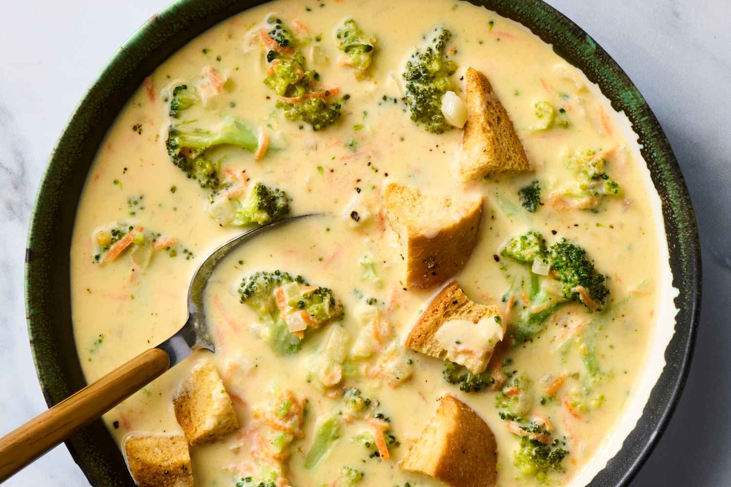 Broccoli Cheddar Soup [www.thekitchn.com]
