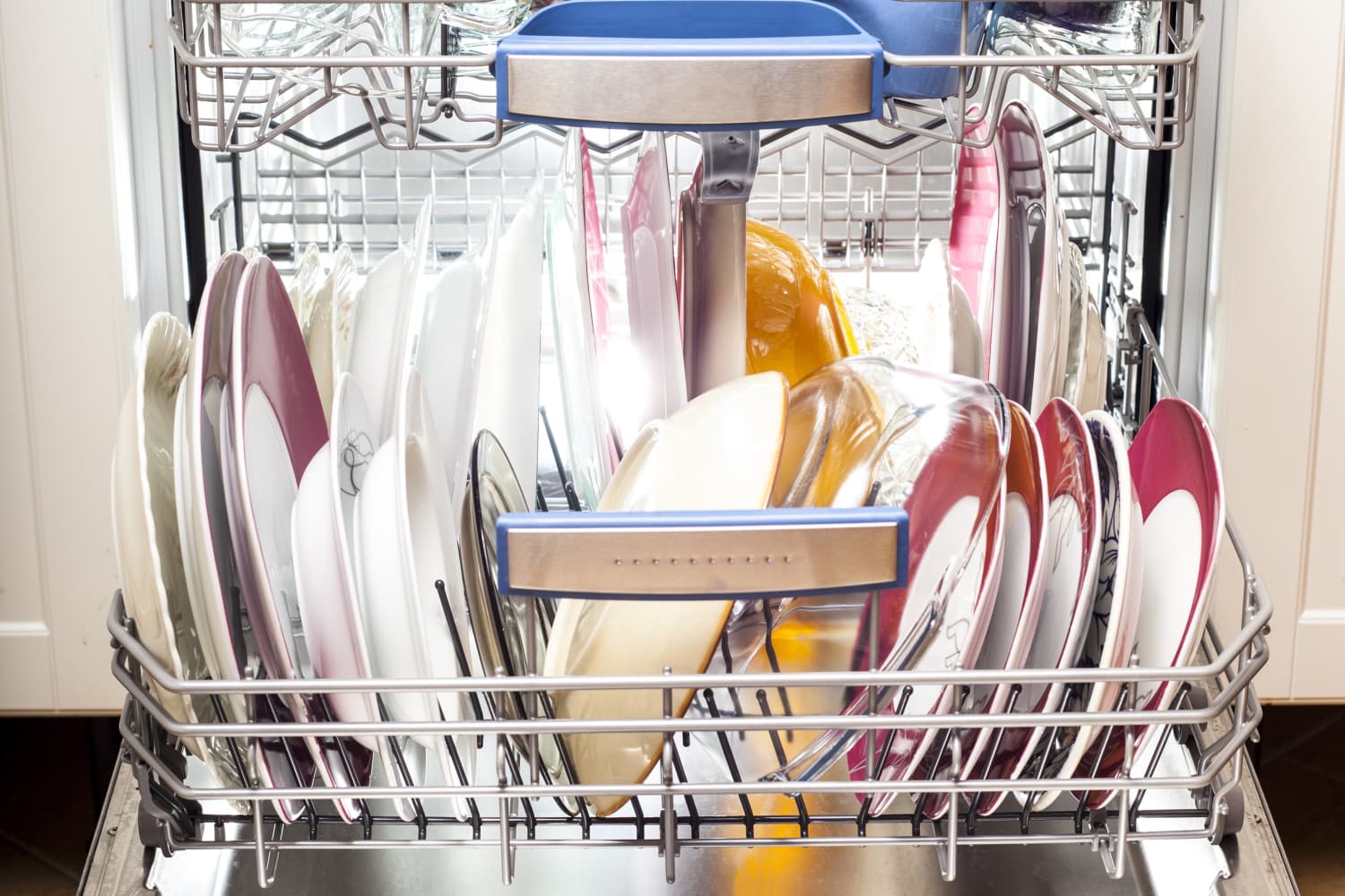How to clean baking sheets in the dishwasher