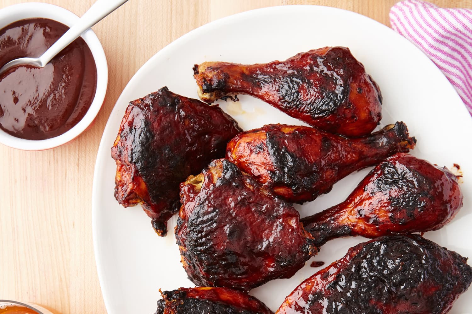 How to Make Barbecue Sauce That Goes With Chicken, Beef, More