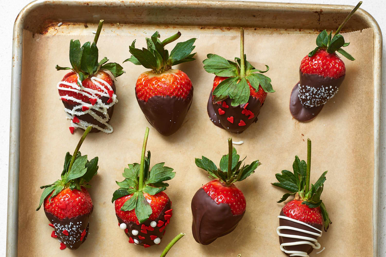 Chocolate Covered Strawberries (with Tips!)