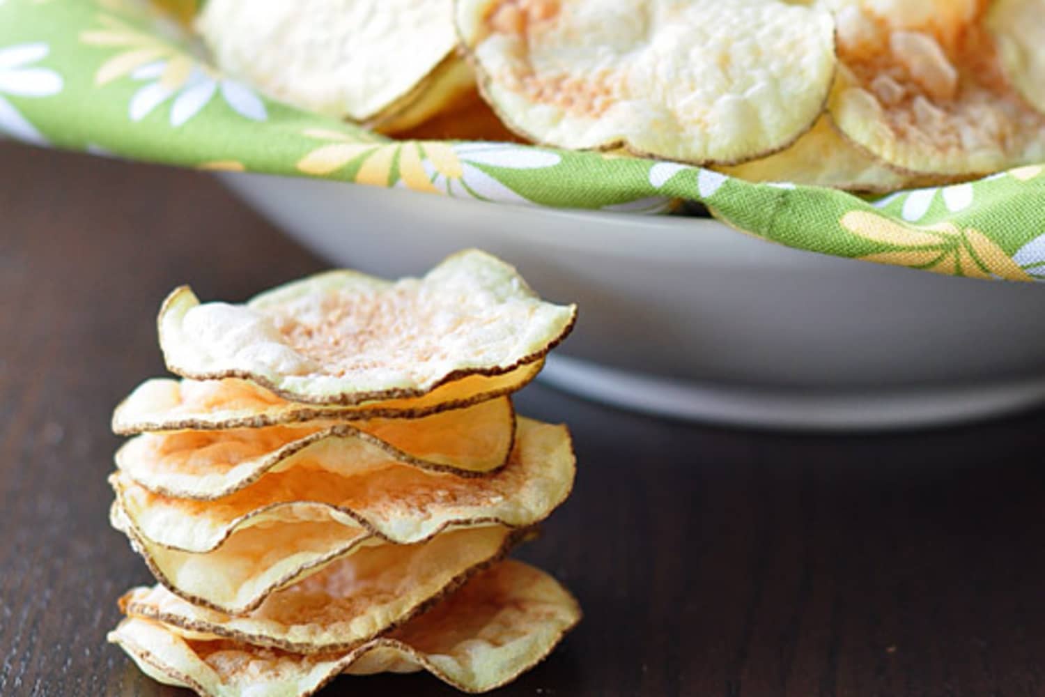 Easy Microwave Potato Chips Recipe • quick and healthy!