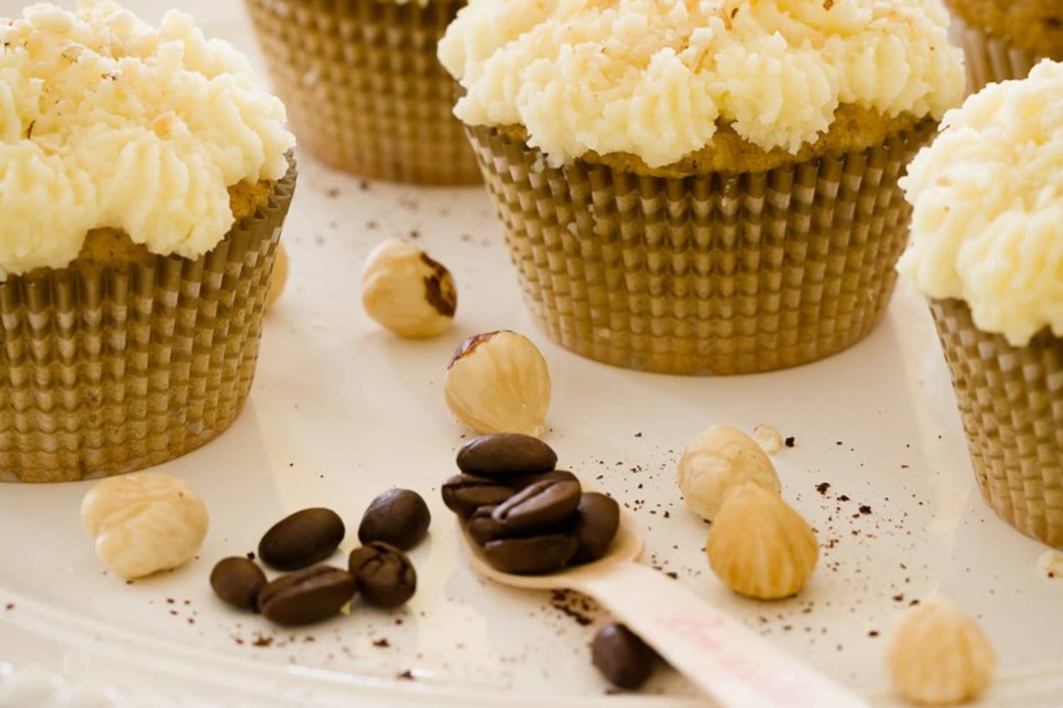 bakery cook and tips: Cupcake Baking: The Cupcake Scoop Test