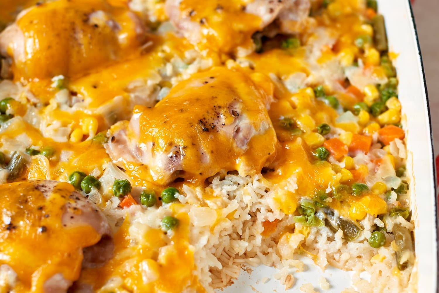 Slow Cooker Cheesy Chicken & Rice Casserole