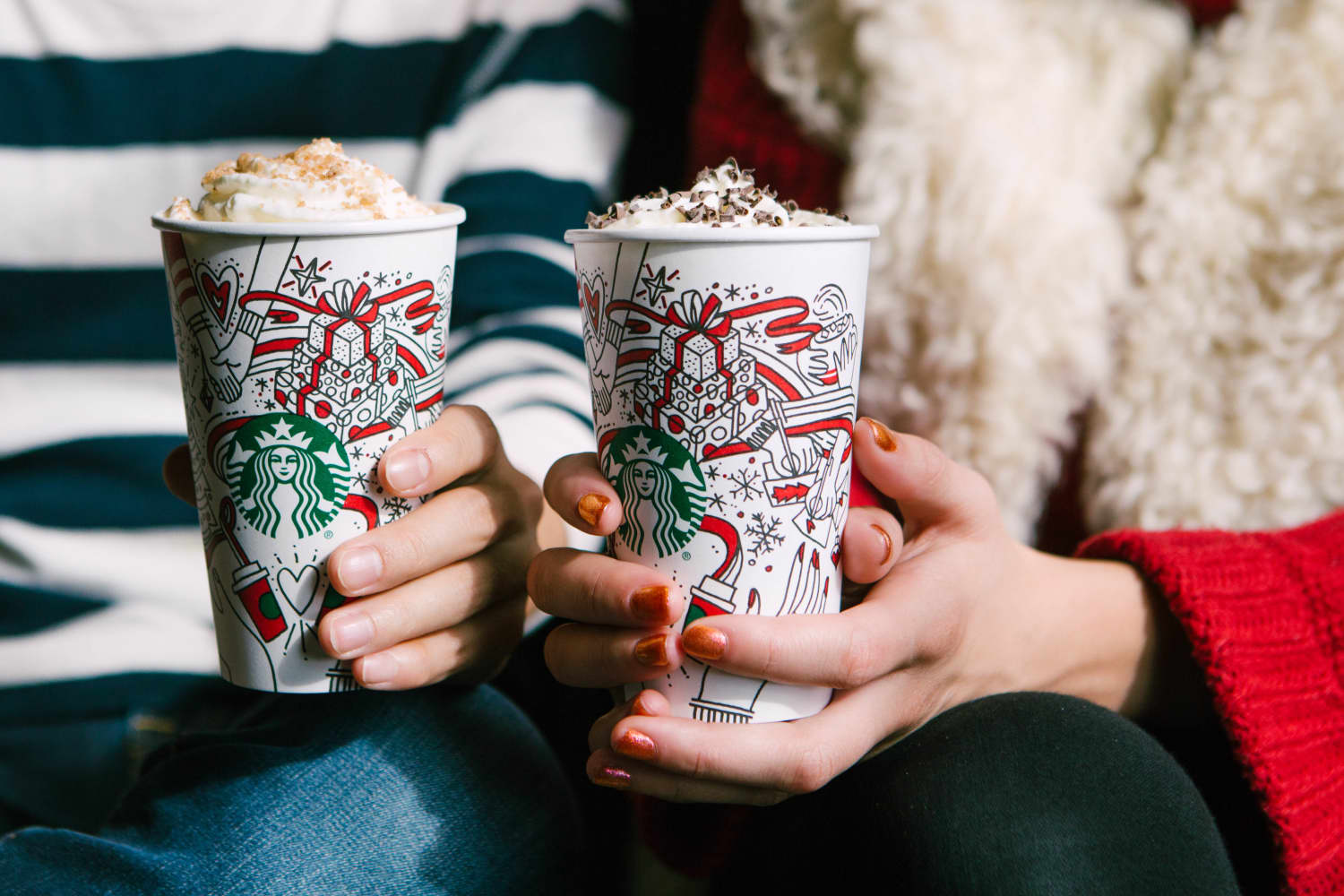 The Starbucks Holiday Drinks 2022 Lineup Is Here, and There's a