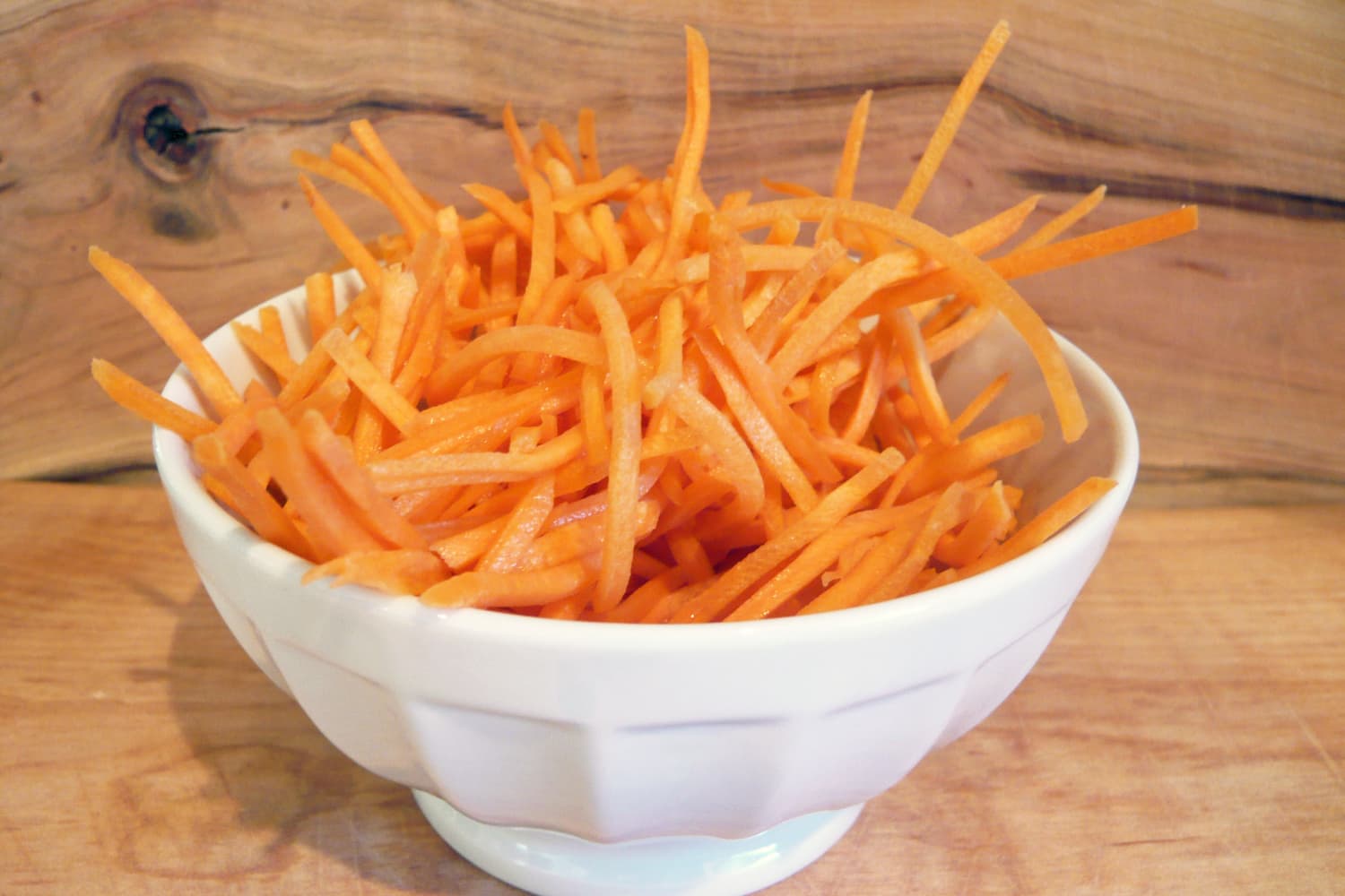 How to Shred Carrots - Cook Like Czechs