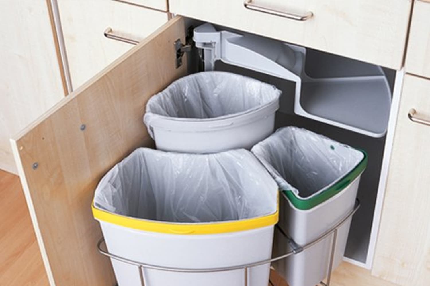 Here's Why You Should Never Store Your Trash Can In A Cabinet Or