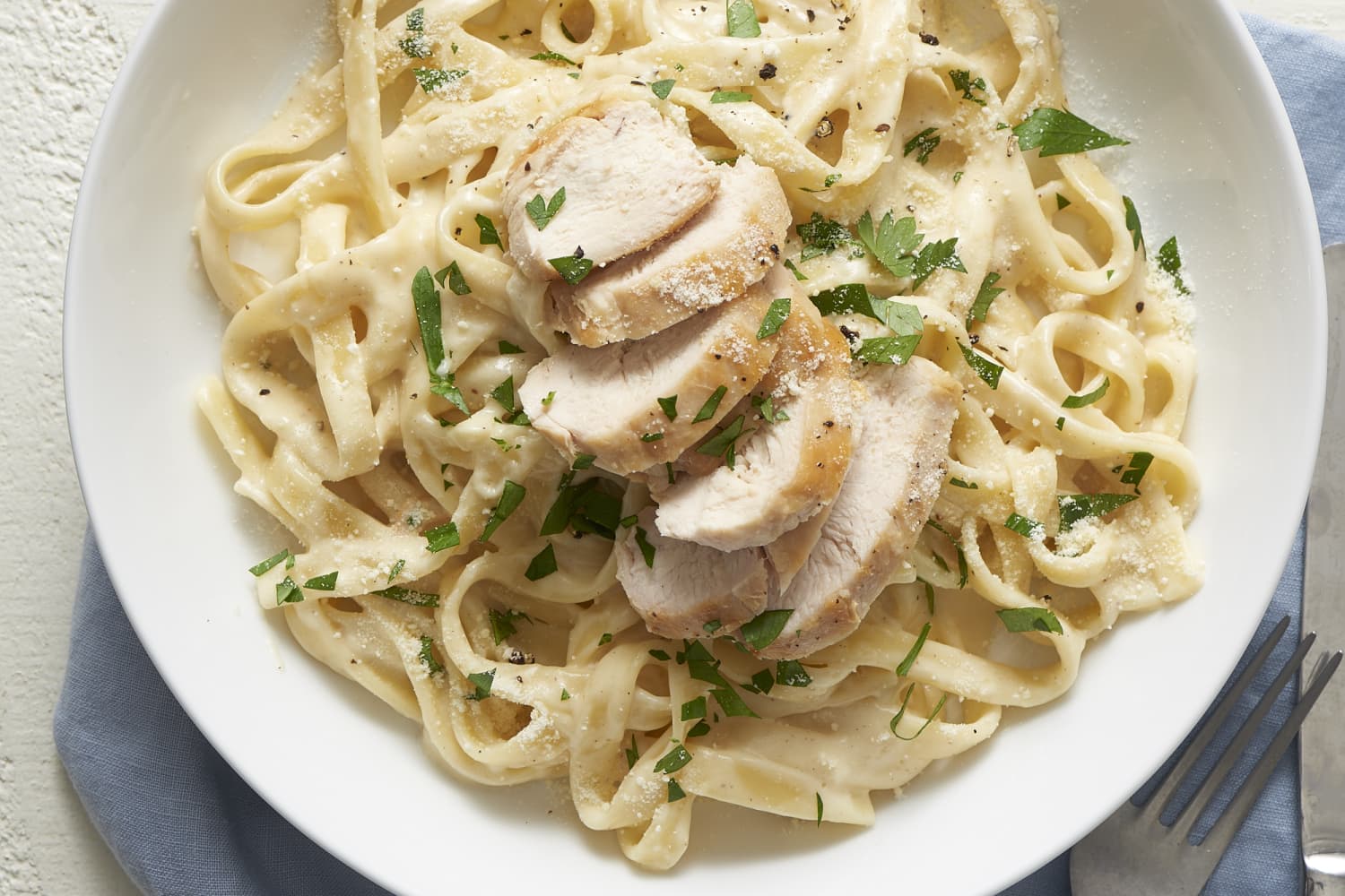 Rondsel Pardon Ontaarden Classic Chicken Alfredo Pasta Recipe (Rich & Creamy) | Kitchn