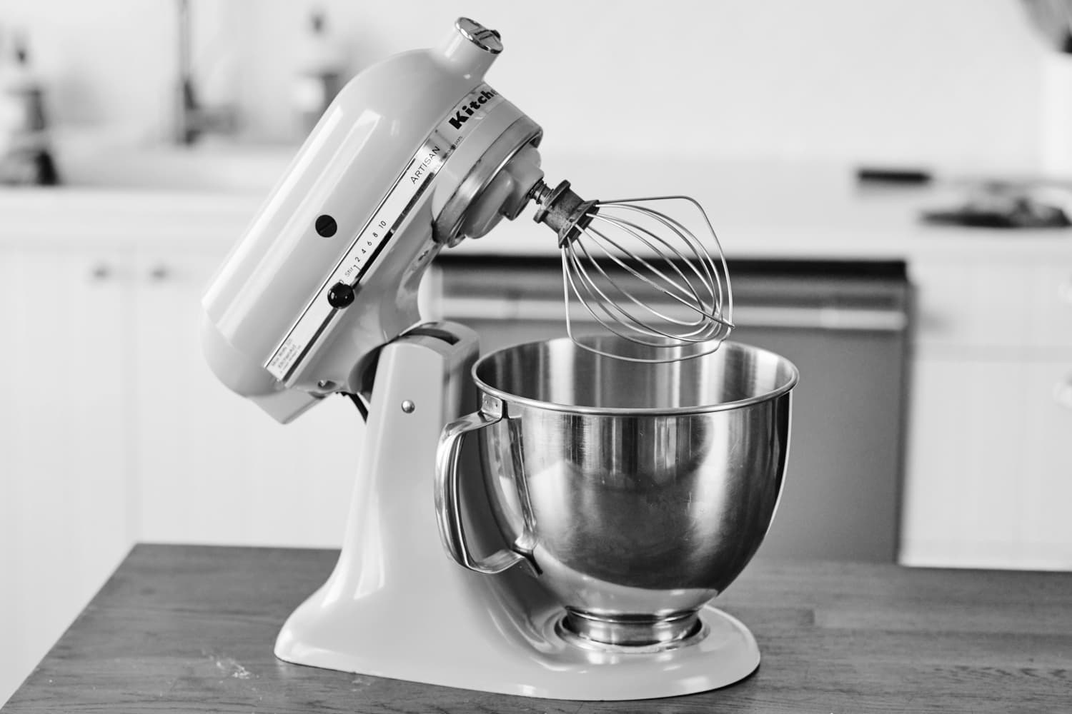 A Brief History of the Stand Mixer