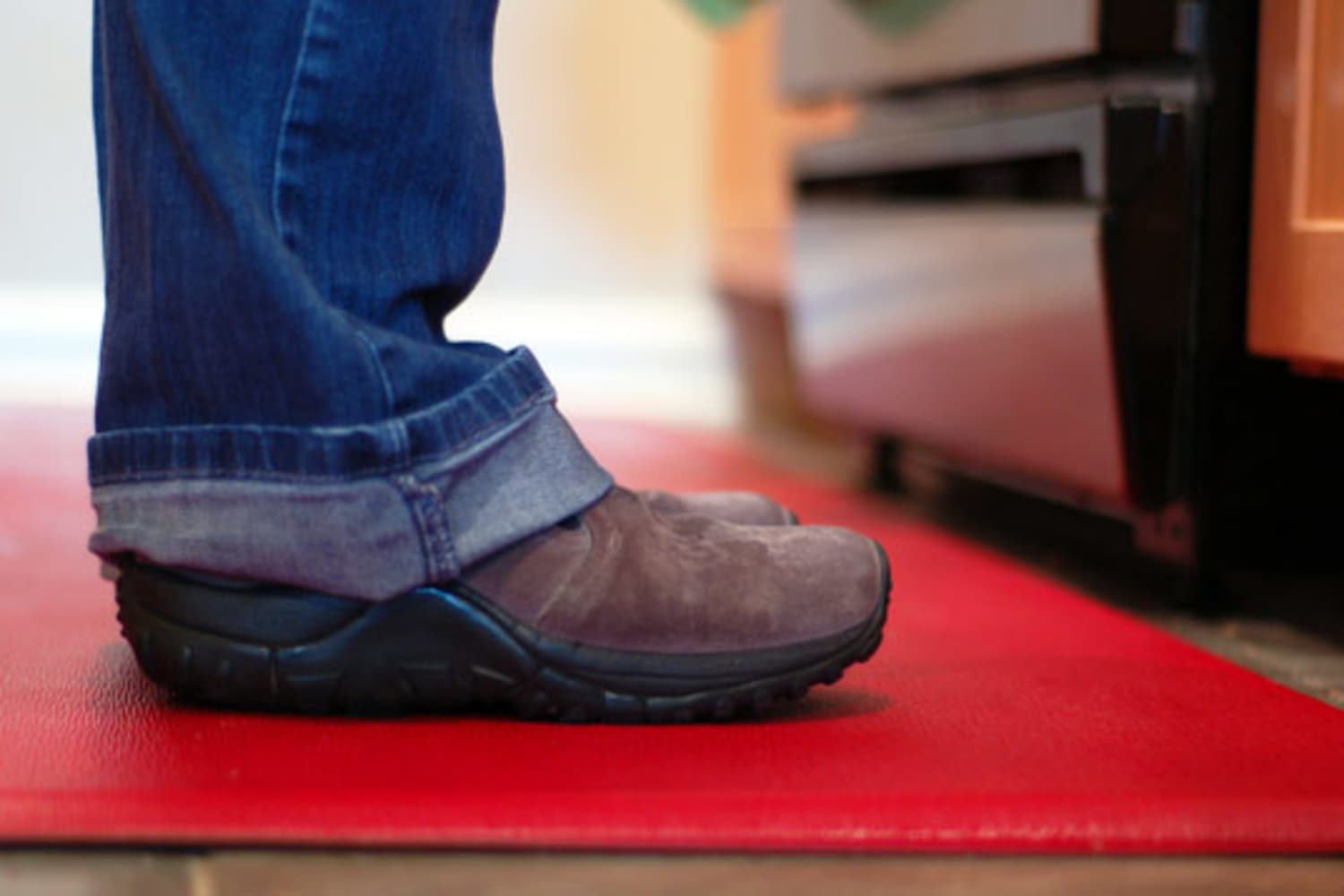 Best Anti-Fatigue Kitchen Mats And Shoes (For All That Passover Cooking)