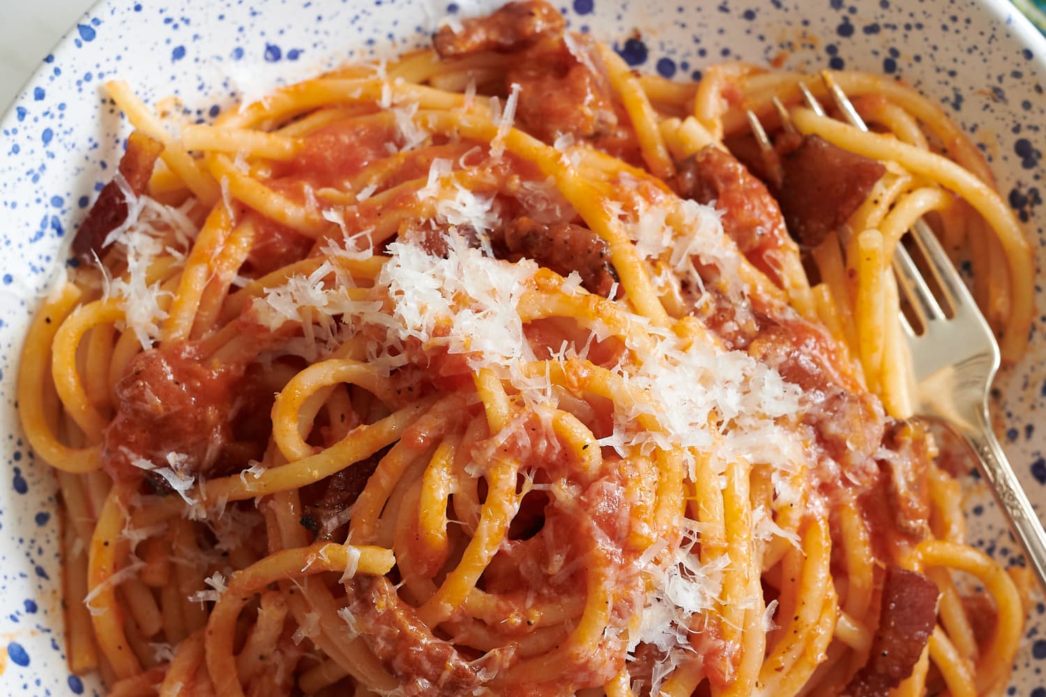 Bucatini all'Amatriciana Recipe (classic Roman sauce) The Kitchn