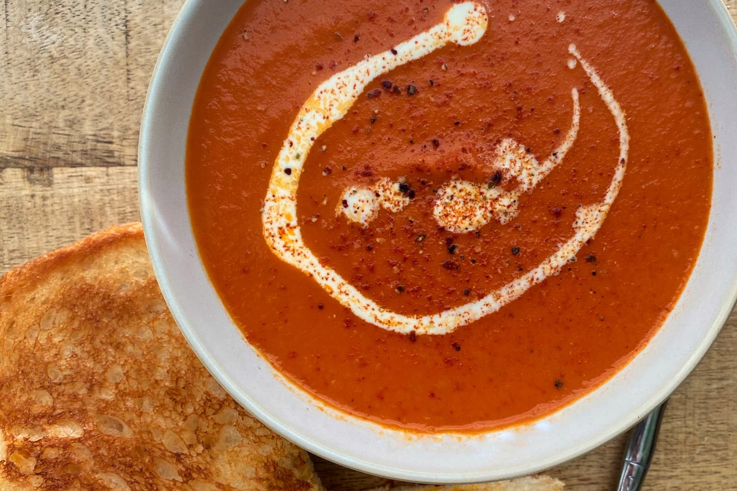 Smitten Kitchen Has a Clever Trick For Making the Best Tomato Soup Ever