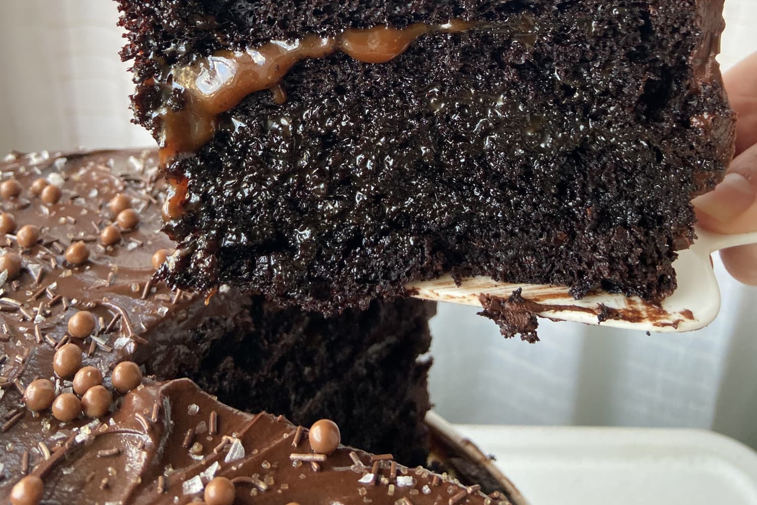 I Tried Martha Stewarts Mile High Salted Caramel Chocolate Cake The Kitchn