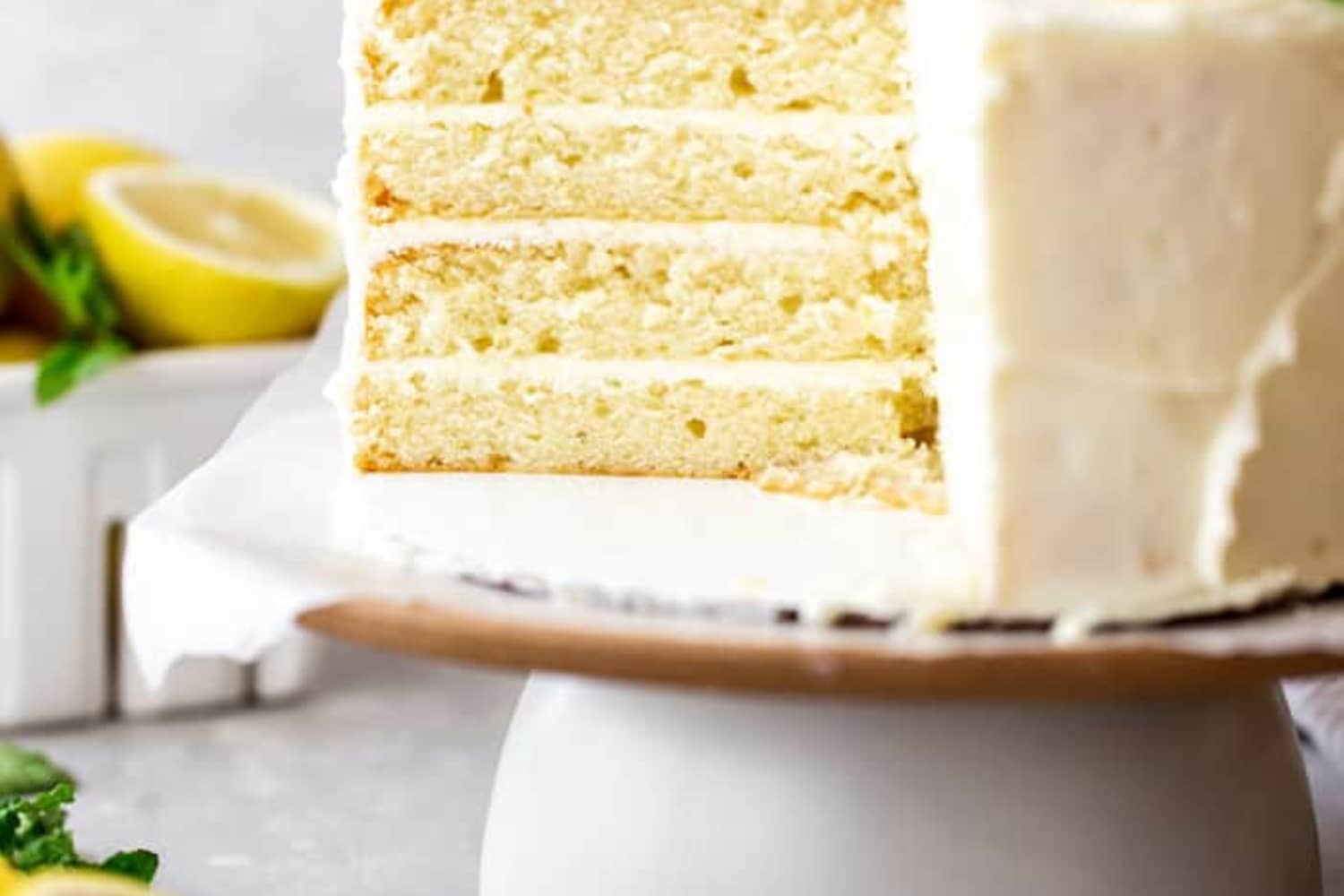 Which Makes a Better Cake Oil or Butter? This Video Has the Answer(s