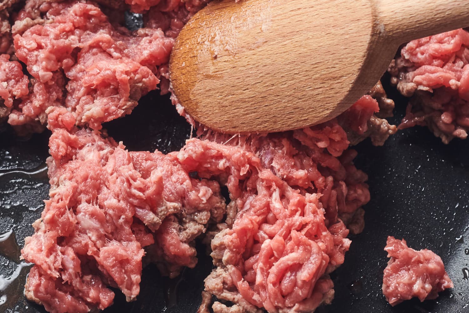 A New Salmonella Outbreak is Being Linked to Ground Beef The Kitchn