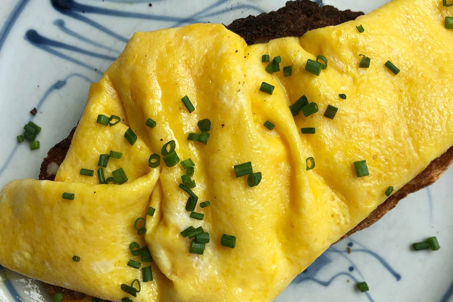 I Tried Jamie Oliver's 45-Second Omelet | The Kitchn