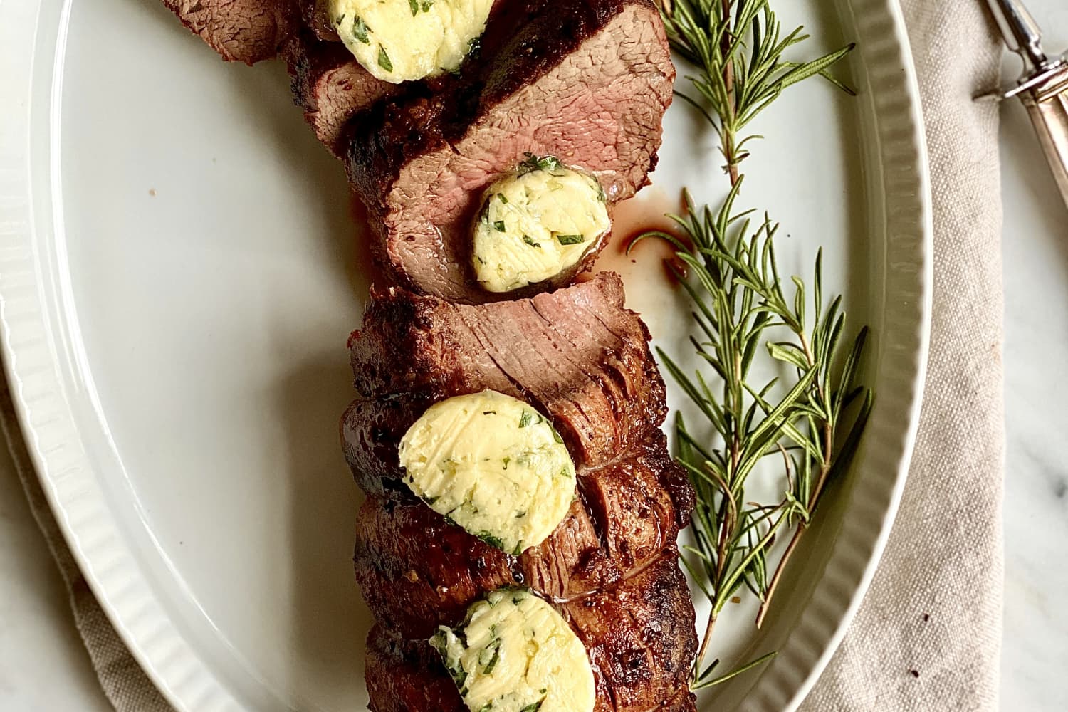 Grilled Beef Tenderloin Recipe (4 Ingredients, Tender & Juicy) The Kitchn
