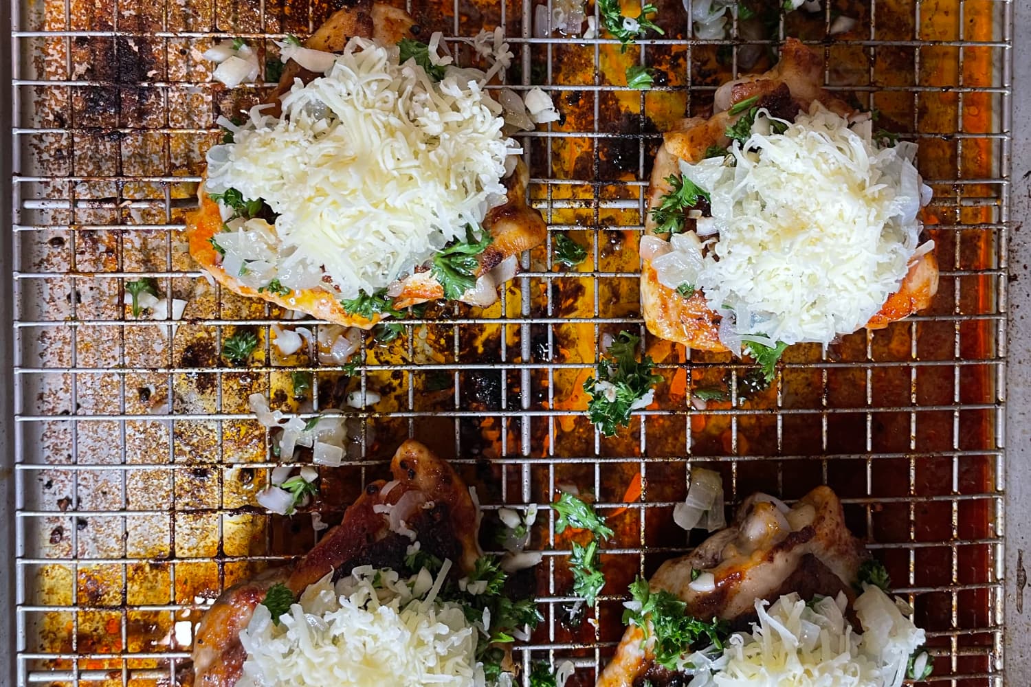 I Tried Grandbaby Cakes’ French Onion Sheet Pan Chicken and It’s