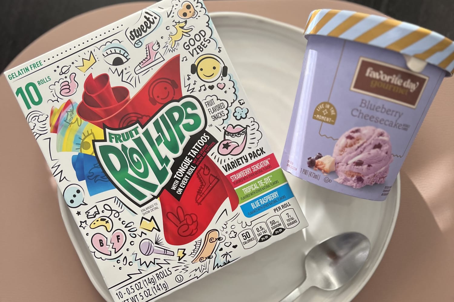 I Tried the Fruit Roll-Ups and Ice Cream Snack That Everybody Is Obsessive about and I Completely Perceive the Hype