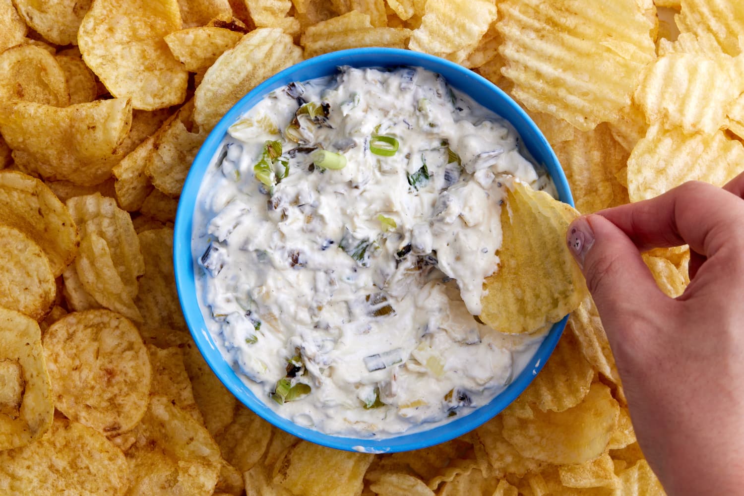 The Colorful, Collapsible Dishware Set Every Snacker Needs (and It’s Perfect for Entertaining!)