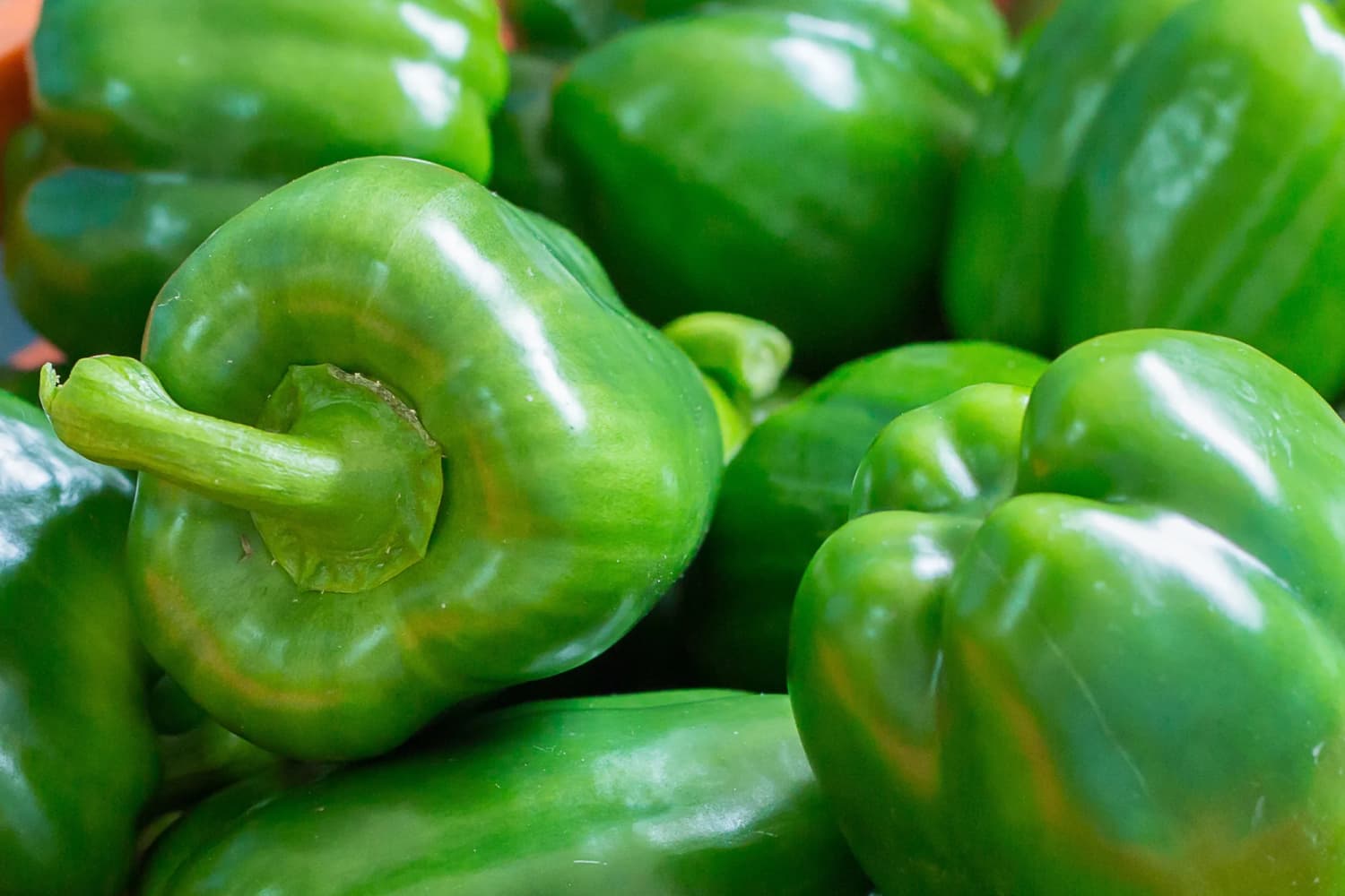 We Tried the Viral “Upside-Down Method” for Cutting Bell Peppers and It Really Works