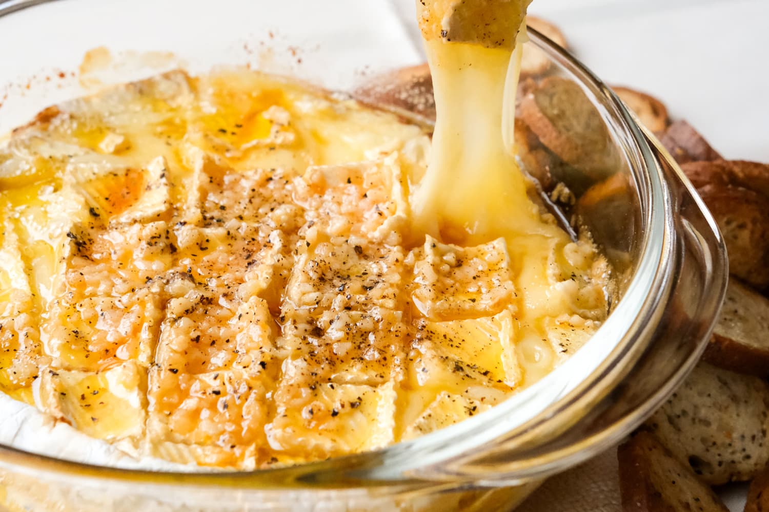 I Tried the Viral 4-Ingredient Baked Brie and It’s So Easy, I’m Definitely Making It for New Year’s Eve